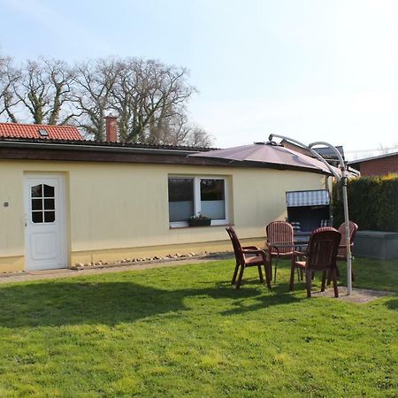 Bungalow Gross Dratow Exterior foto