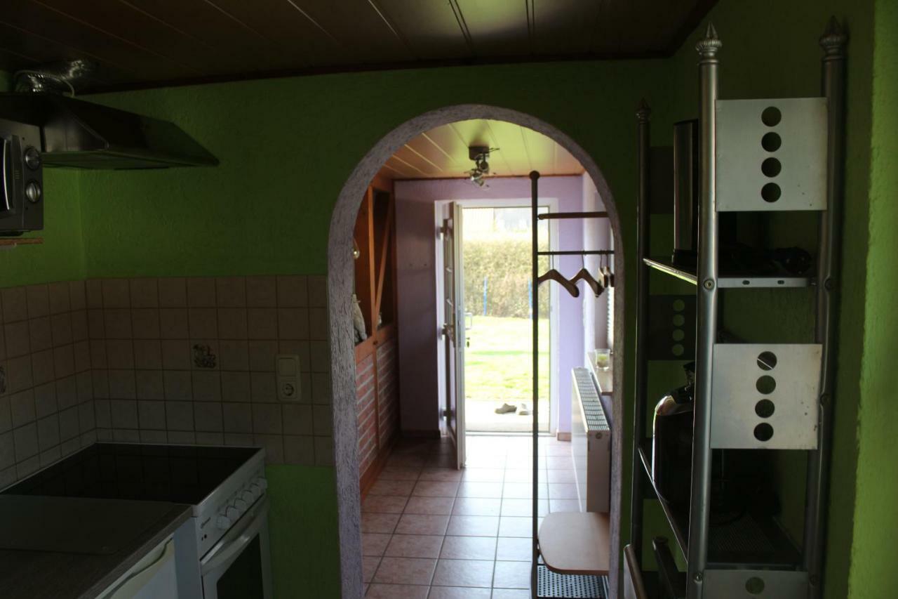 Bungalow Gross Dratow Exterior foto