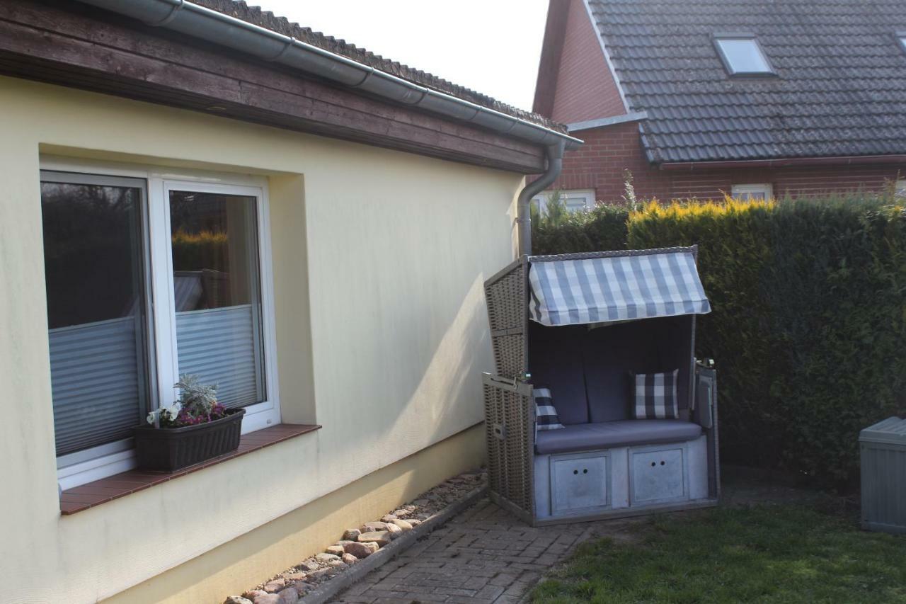 Bungalow Gross Dratow Exterior foto